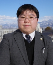 和手弁護士　写真